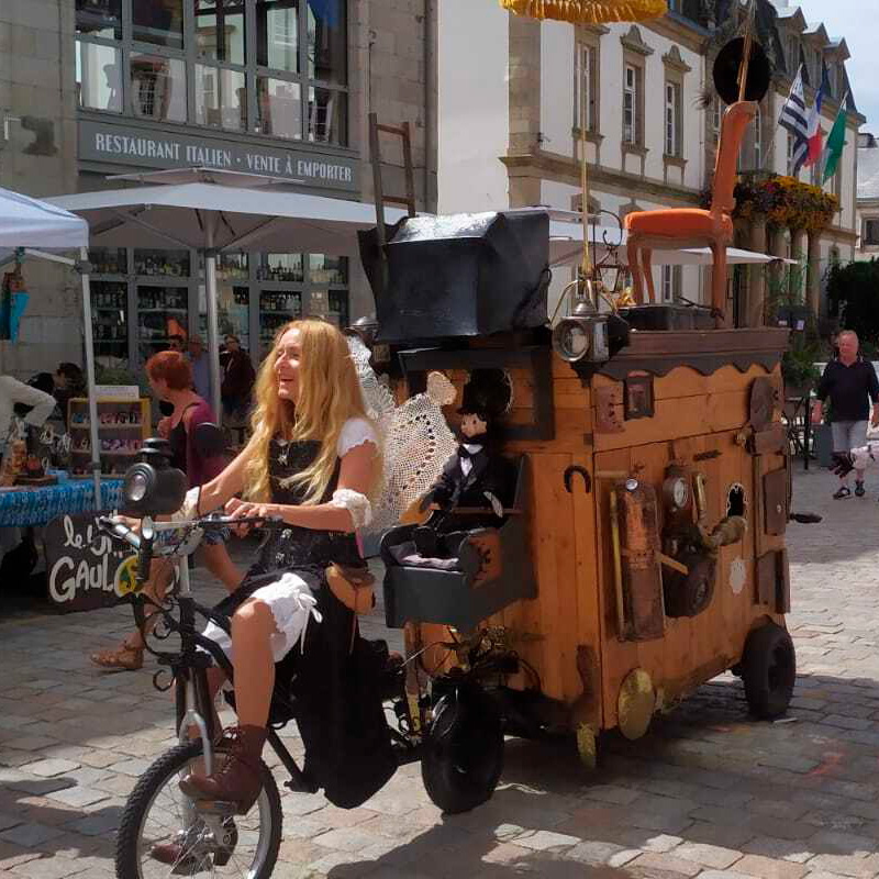 Le Vélocarosse par la Cie du Violon ailé